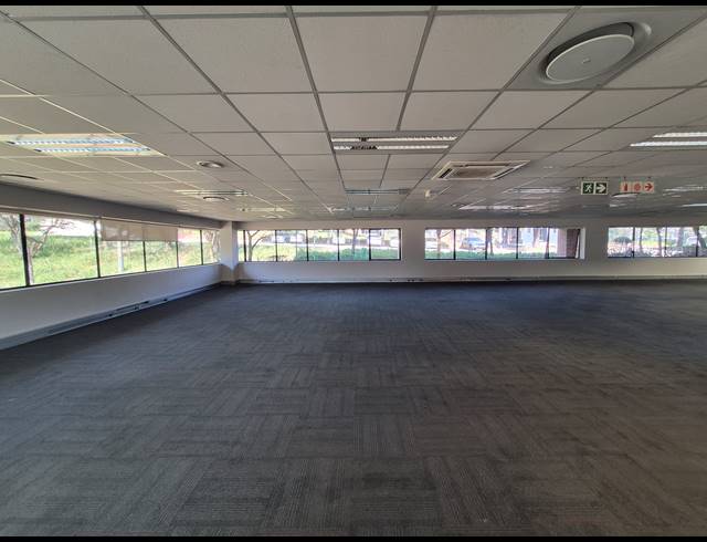217M² OFFICE TO LET IN WOODMEAD